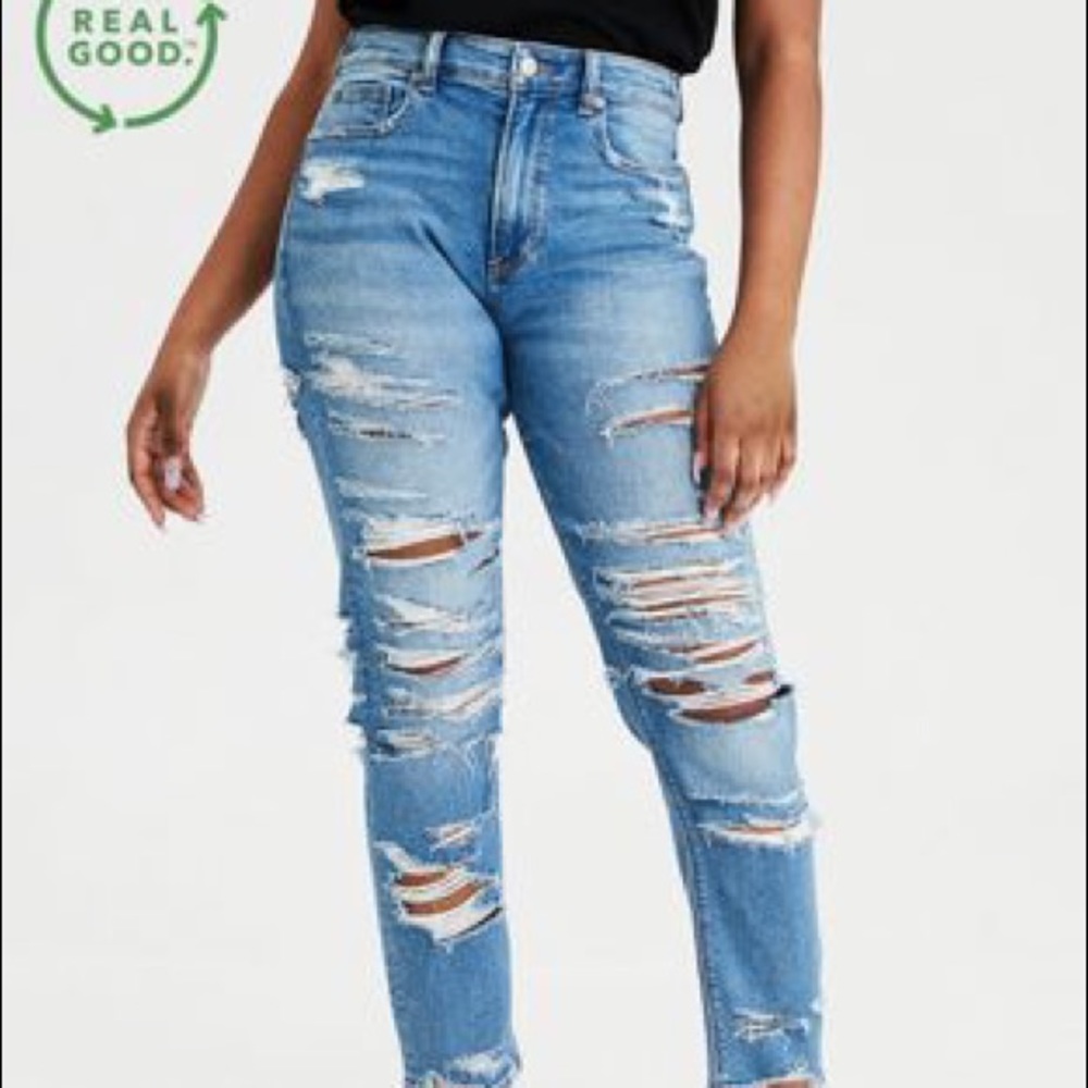 AMERICAN EAGLE Mom Jean Stretch